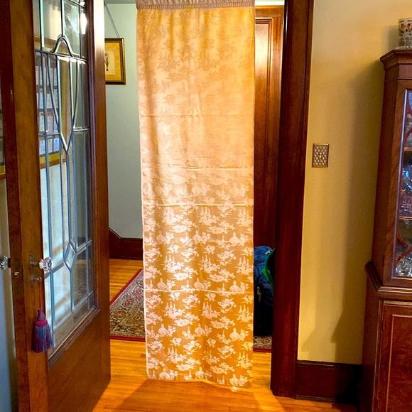 Amazing Antique Pair of Chinoiserie Curtains - Picture 2 of 12